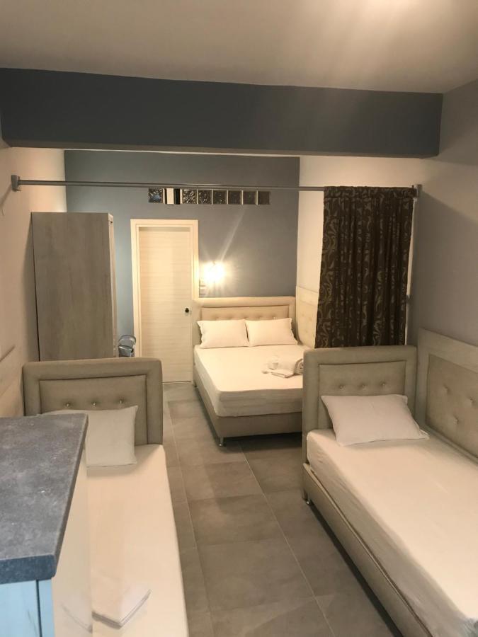 Avra Comfort Rooms - Family Nea Poteidaia Dış mekan fotoğraf