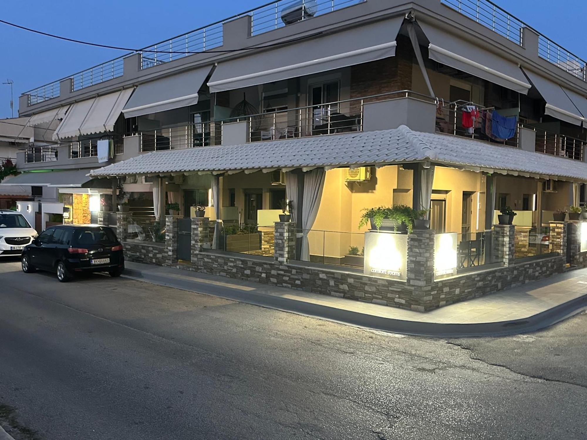 Avra Comfort Rooms - Family Nea Poteidaia Dış mekan fotoğraf