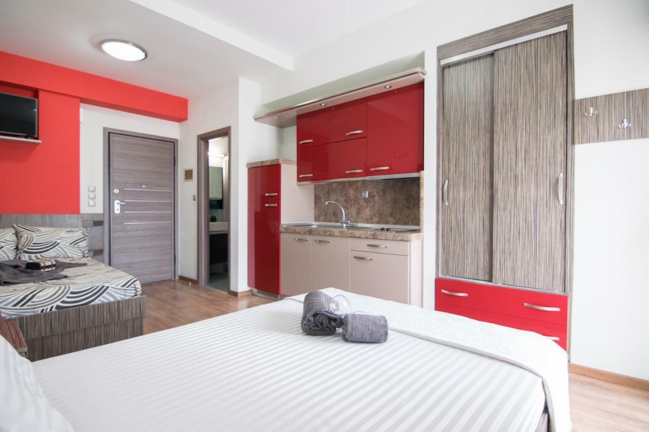 Avra Comfort Rooms - Family Nea Poteidaia Dış mekan fotoğraf